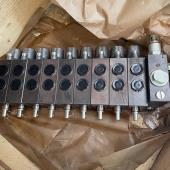 Гидрораспределитель РМ 12-131 (9 секций) Гидрораспределитель РМ 12-131 (9 секций)